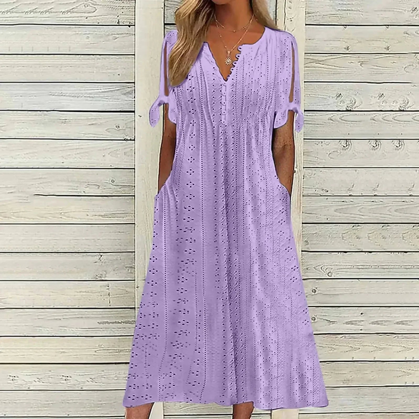 Vestido de Renda Jana - Gola em V de Manga Curta — Iris Bela