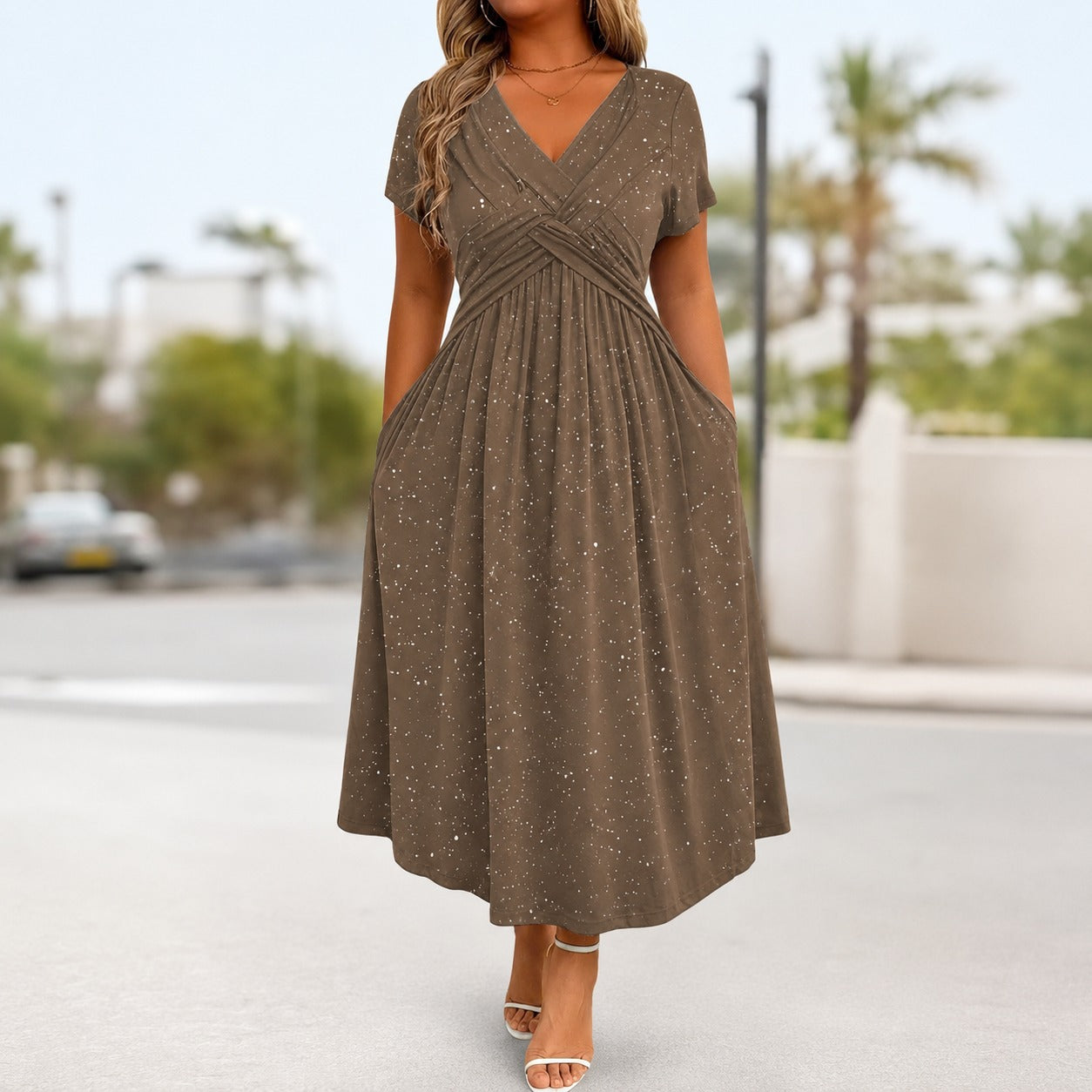 Vestido Serenna™ com Decote V, Busto Drapeado e Bolsos Laterais