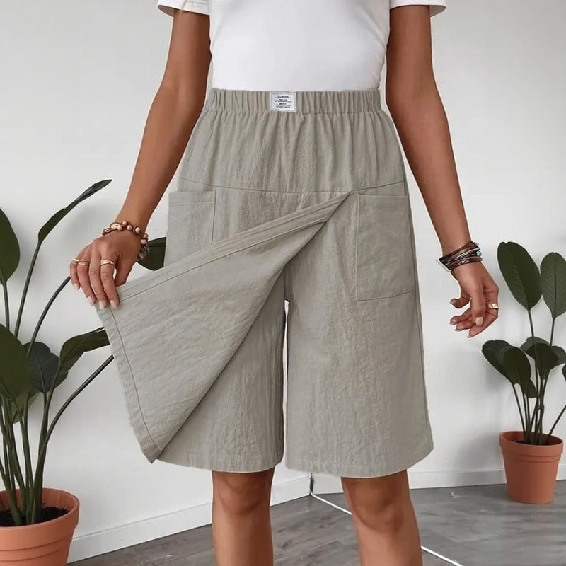 Shorts Saia Celenne Cinza